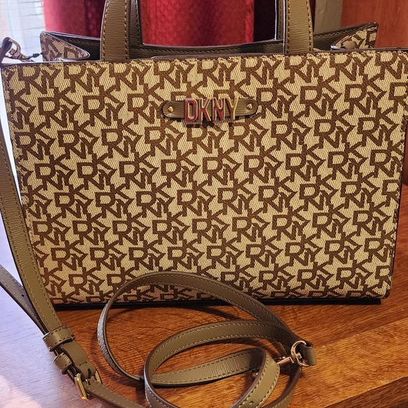 DKNY medium satchel bag - Picture 2 of 8